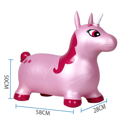 Brinquedo animal engrossado do leão-de-chácara