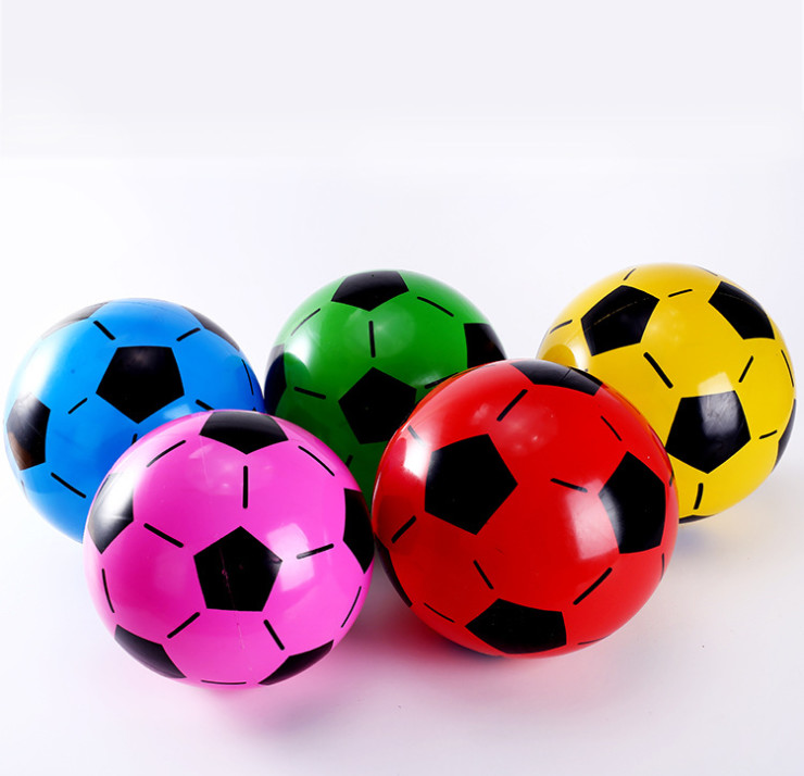 Bola de futebol de múltiplos propósitos das crianças
